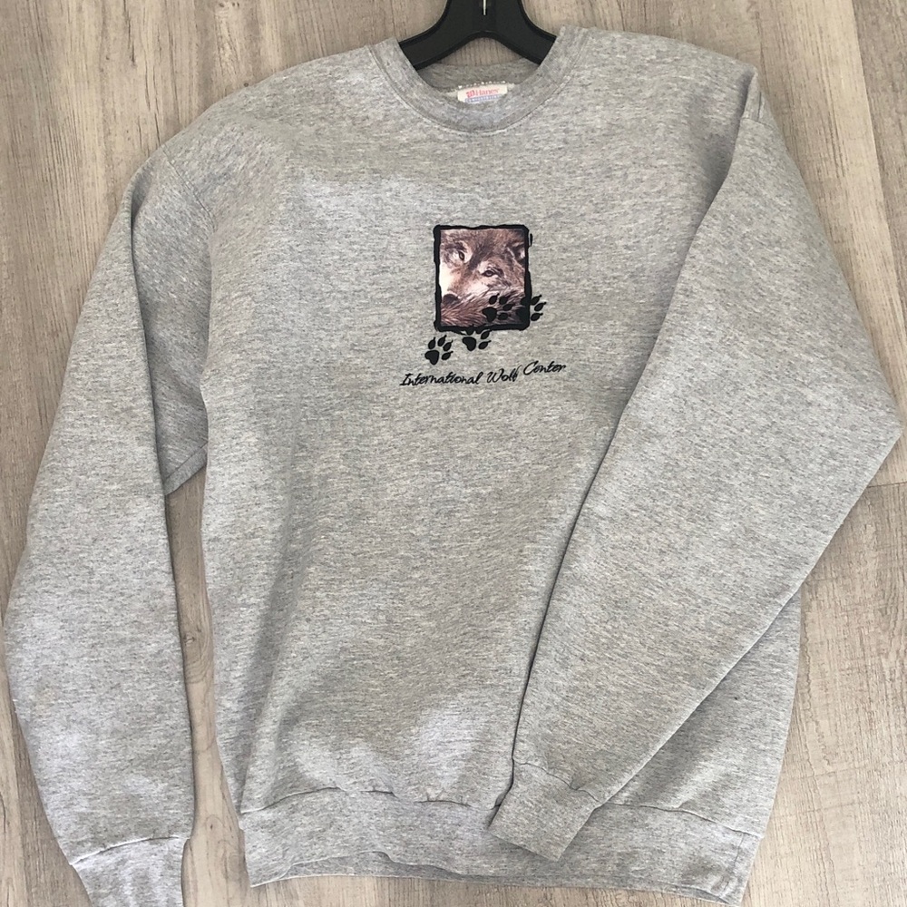 Vintage Hanes International Wolf Center Embroidered Gray Crew Neck Sweater M